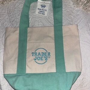 Trader Joe’s limited edition tote